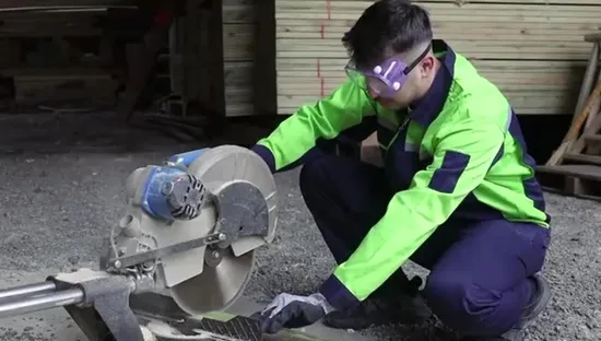 Grauer, mit Nitril beschichteter Arbeits-HPPE-Hochleistungsschnitt 5 A4, pannensicherer Sicherheits-Industriearbeitshandschuh, schnittfest